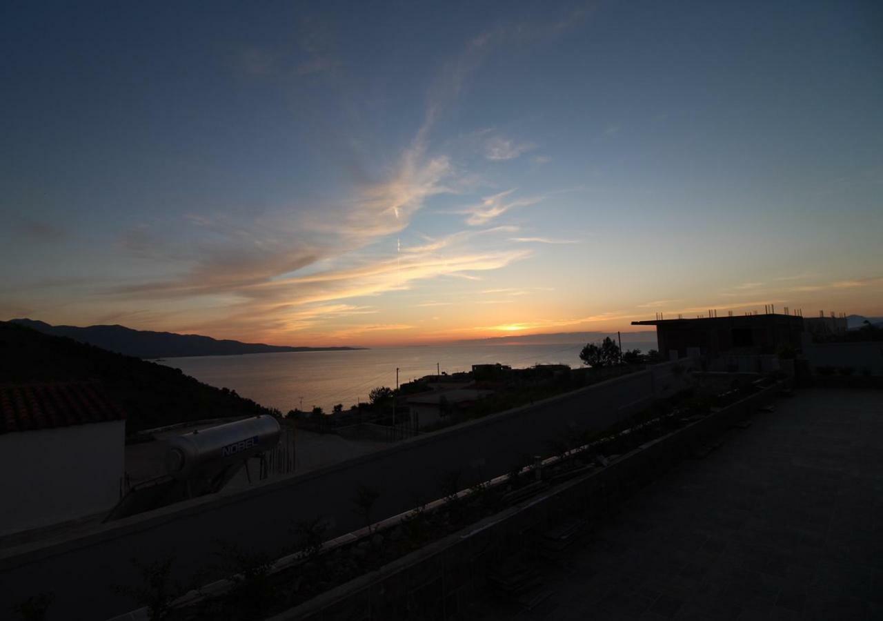 Le Gjero Luxury Villa Ksamil Buitenkant foto